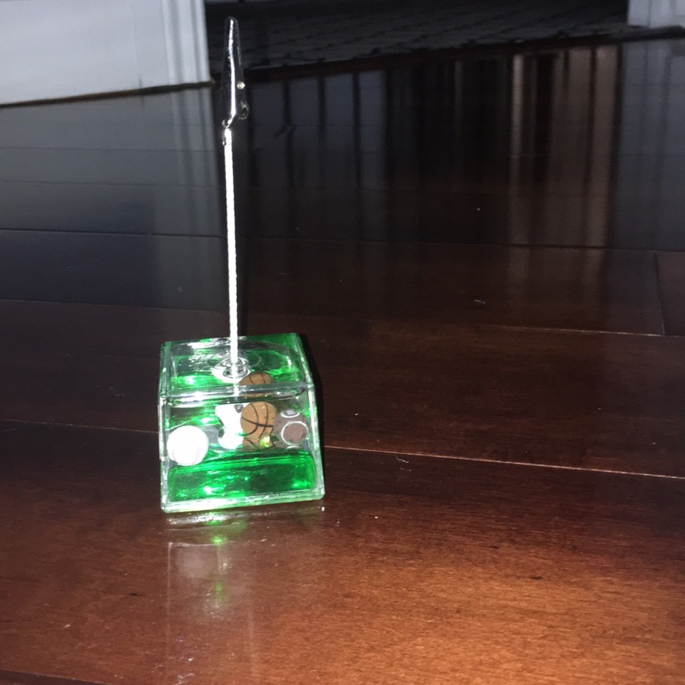 Picture holder